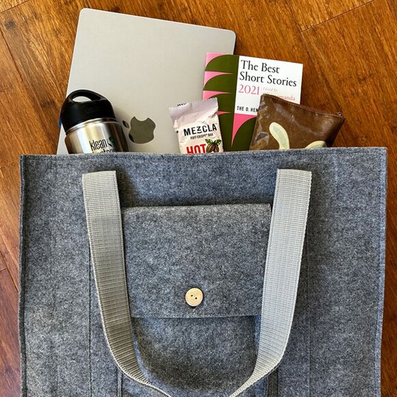 Grey Felt Tote Bag by Australian lifestyle brand kikki.K - Picture 4 of 16